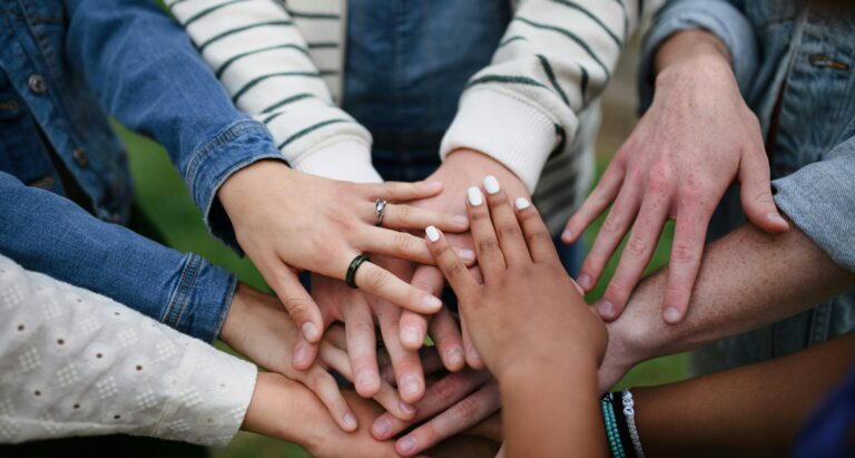 hands, give, Greek olives, Community, ESG, Sustainable